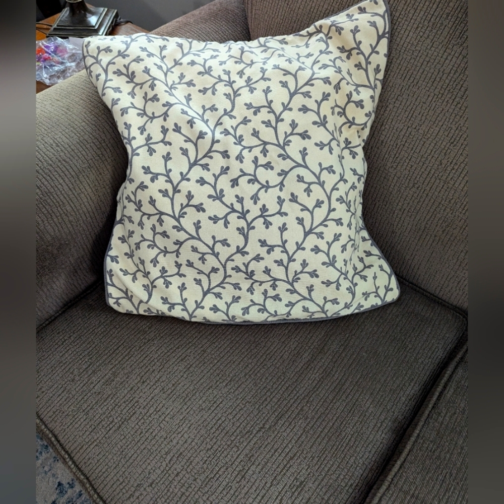 Ikea Lungort Elegant Cream and Gray Floral Throw Pillowcase. Zippered.20x20 Inch